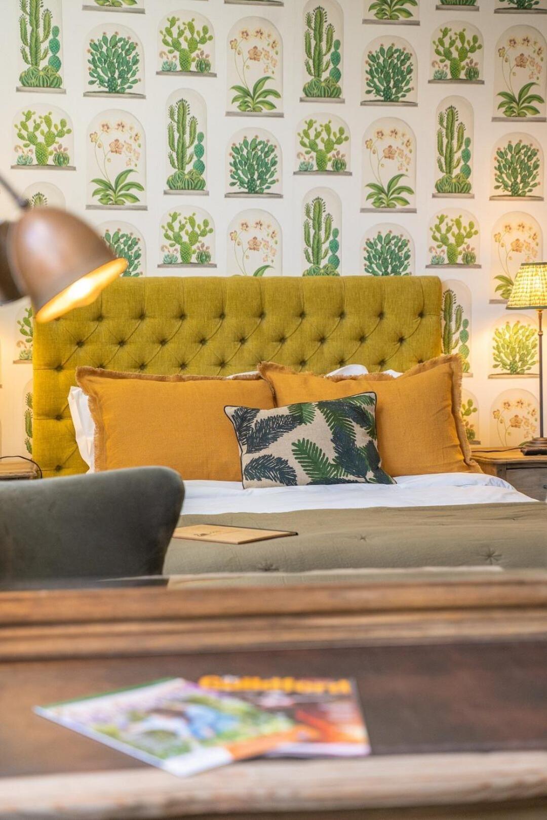The Swan Inn Chiddingfold Room photo